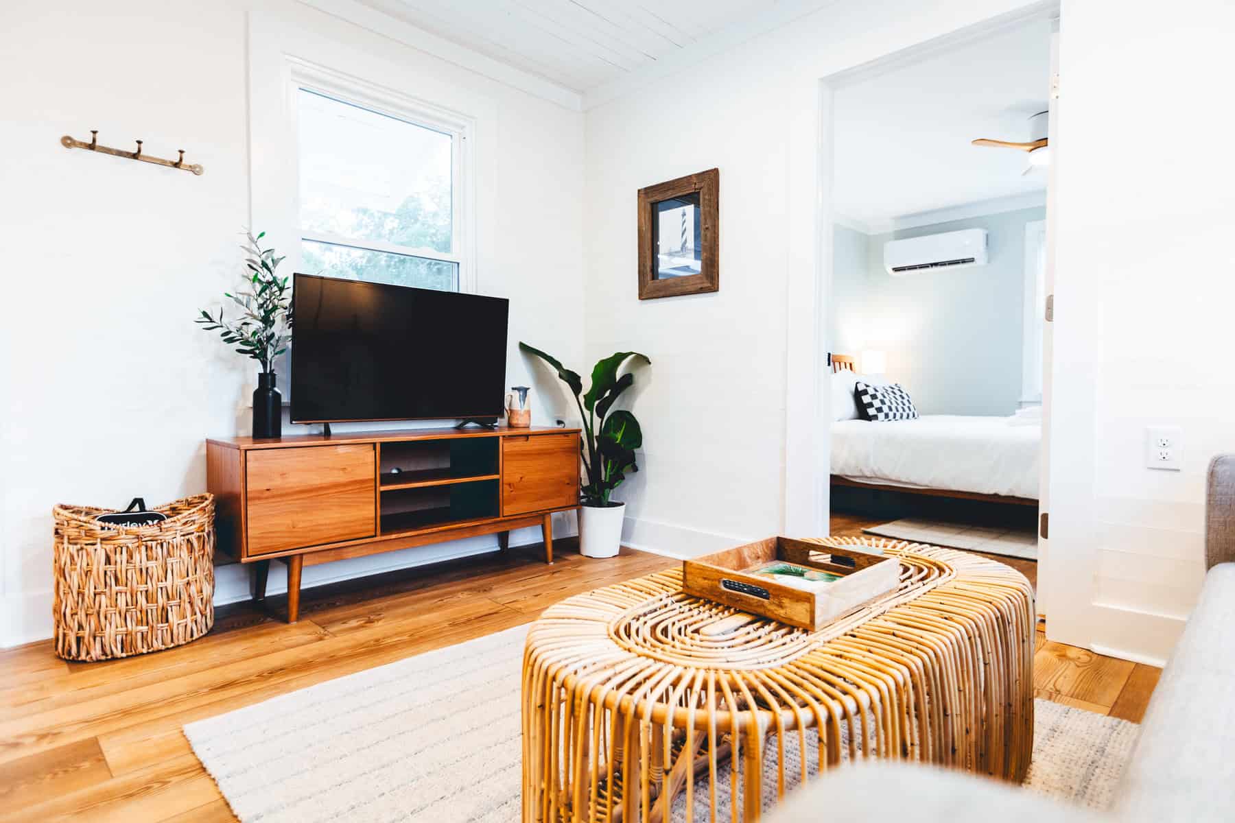 Cozy Vacation Rental Beach Cottage in Carolina Beach North Carolina