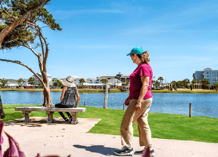 Carolina Beach Lake Loop Trail - Hike with the entire family - Explore the Carolina Beach Lake
