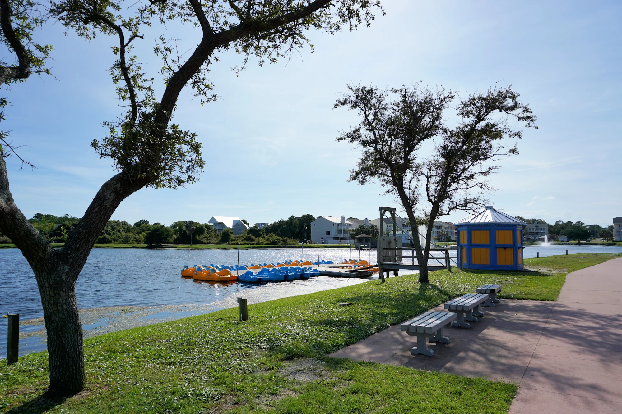 Carolina Beach Lake Park and Loop Trail Paddle Boats and picnic benches in Carolina Beach North Carolina - Find a vacation rental cottage one block from the Carolina Beach Lake