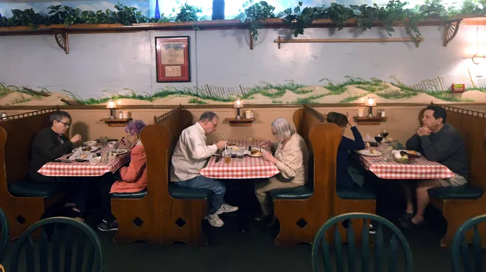 Freddies Restaurant in Kure Beach North Carolina - Best place to stay in Carolina Beach North Carolina