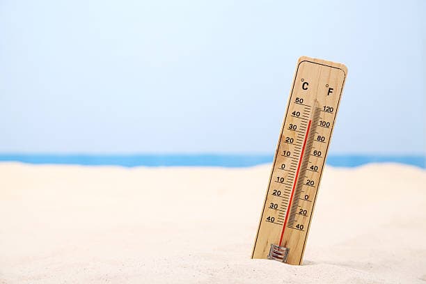 What is the temperature like in Carolina Beach North Carolina?