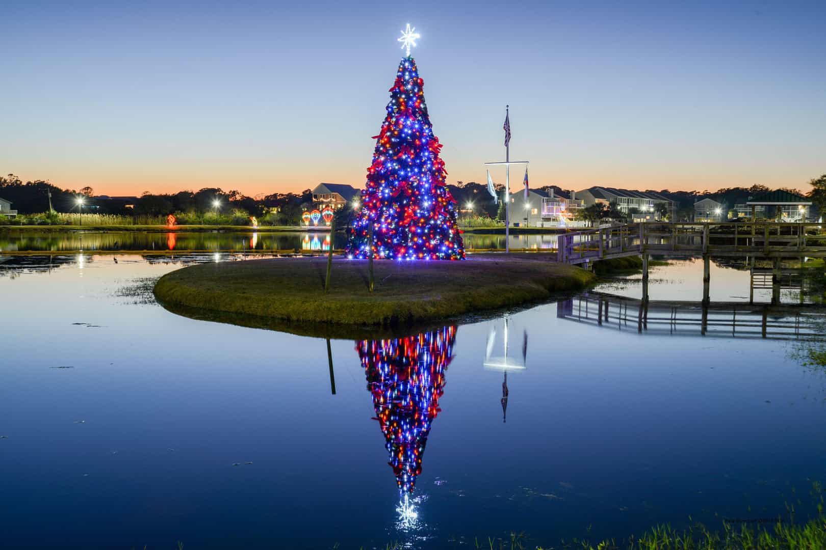 Carolina Beach Christmas Tree and Island of Lights Holiday Festivites
